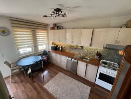 Marmaris Center 3 Rooms 1 Living Room Kitchen 140M2 Arakat Apartment For Sale Very Close To The Sea